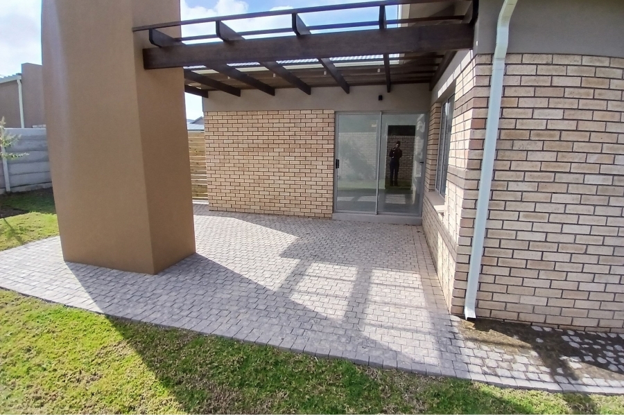 3 Bedroom Property for Sale in Mooikloof Country Estate Western Cape